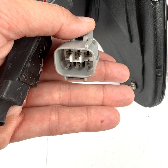 Pair Smoked LED Tail Lights Black Housing 4-Pin Plug Left Right Aftermarket - Picture 7 of 9